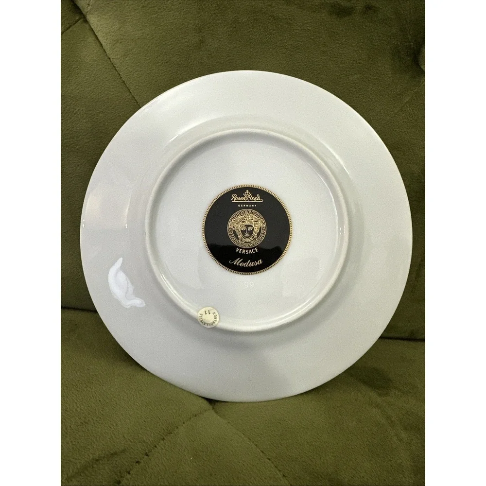Versace Medusa‎ Bread and Butter plate 7inch w/ Gold Rosenthal Germany